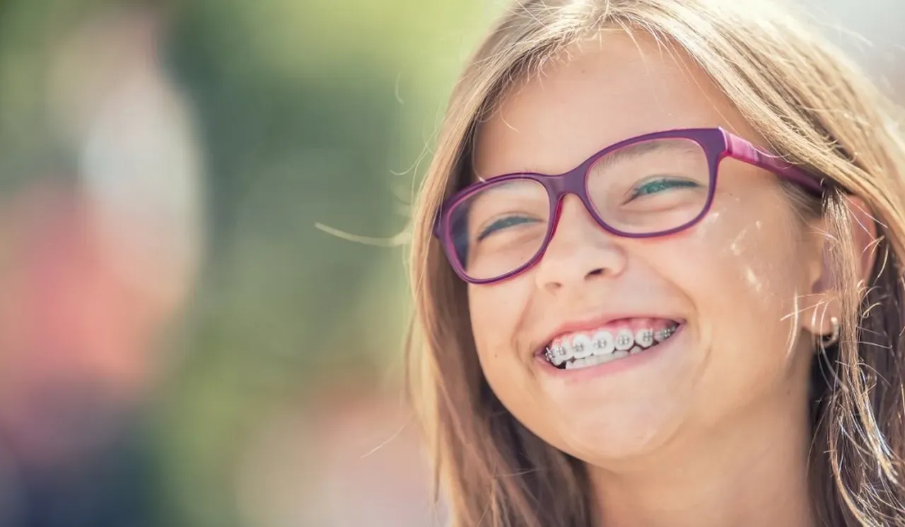 Signs Your Child May Need Early Orthodontic Treatment
